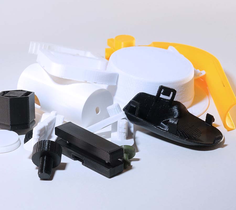 viele-3d-gedruckte-ersatzteile diverse-3d-gedruckte-ersatzteile-zusammen